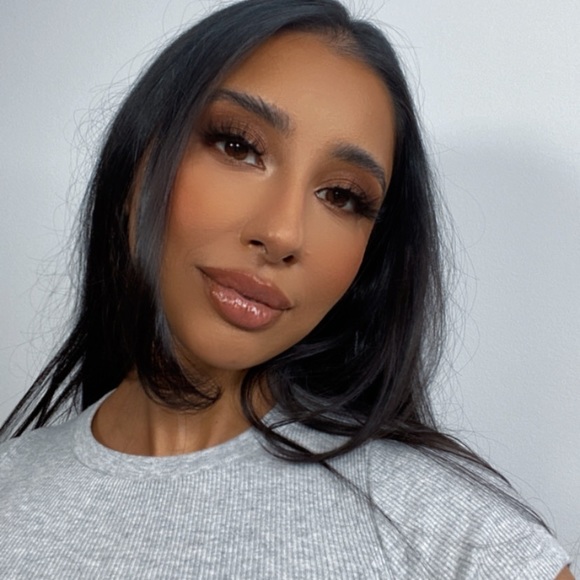 Meet your Posher, Komal - Picture 1 of 1